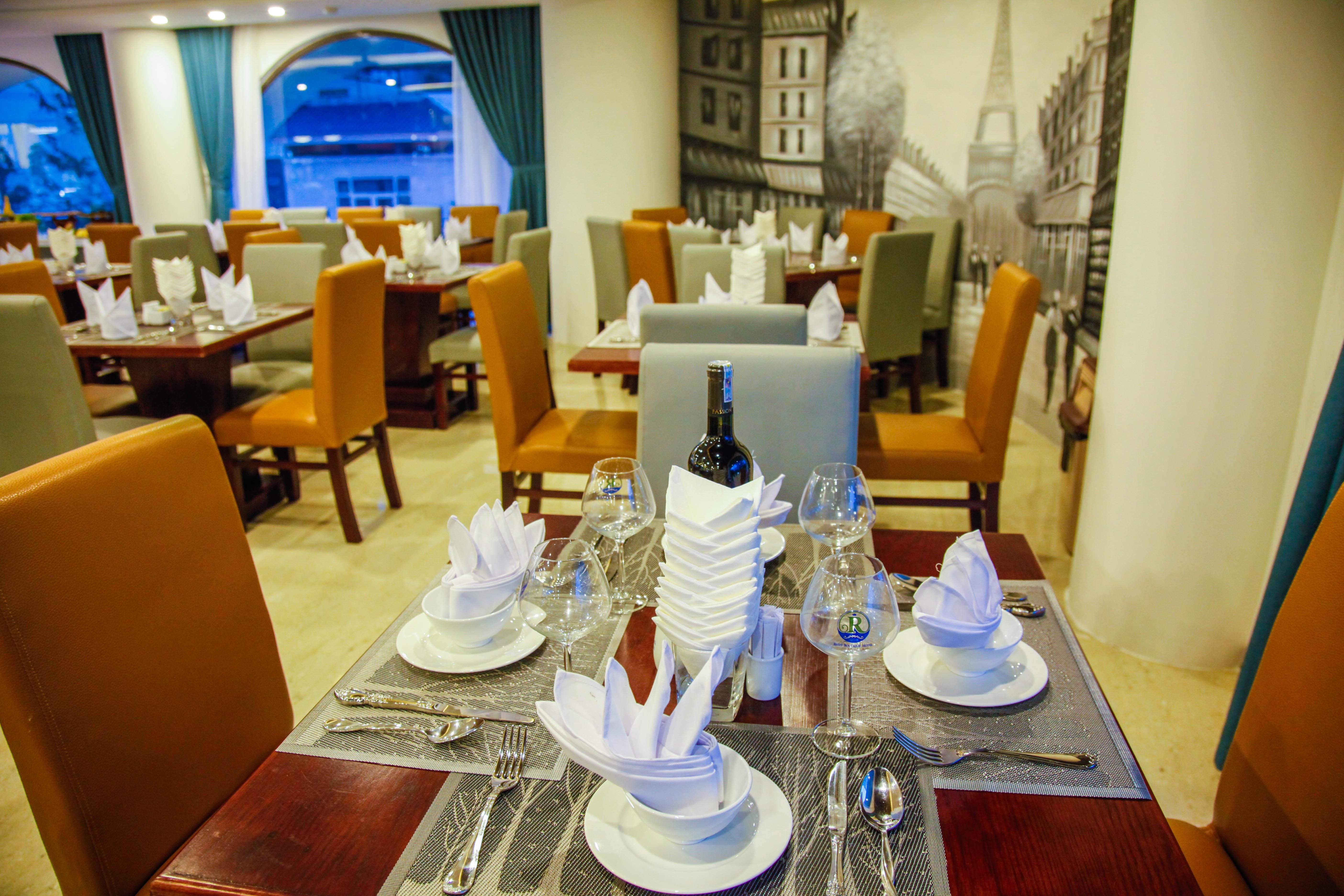 Ritzy Boutique Hotel Da Nang Beach Exterior photo