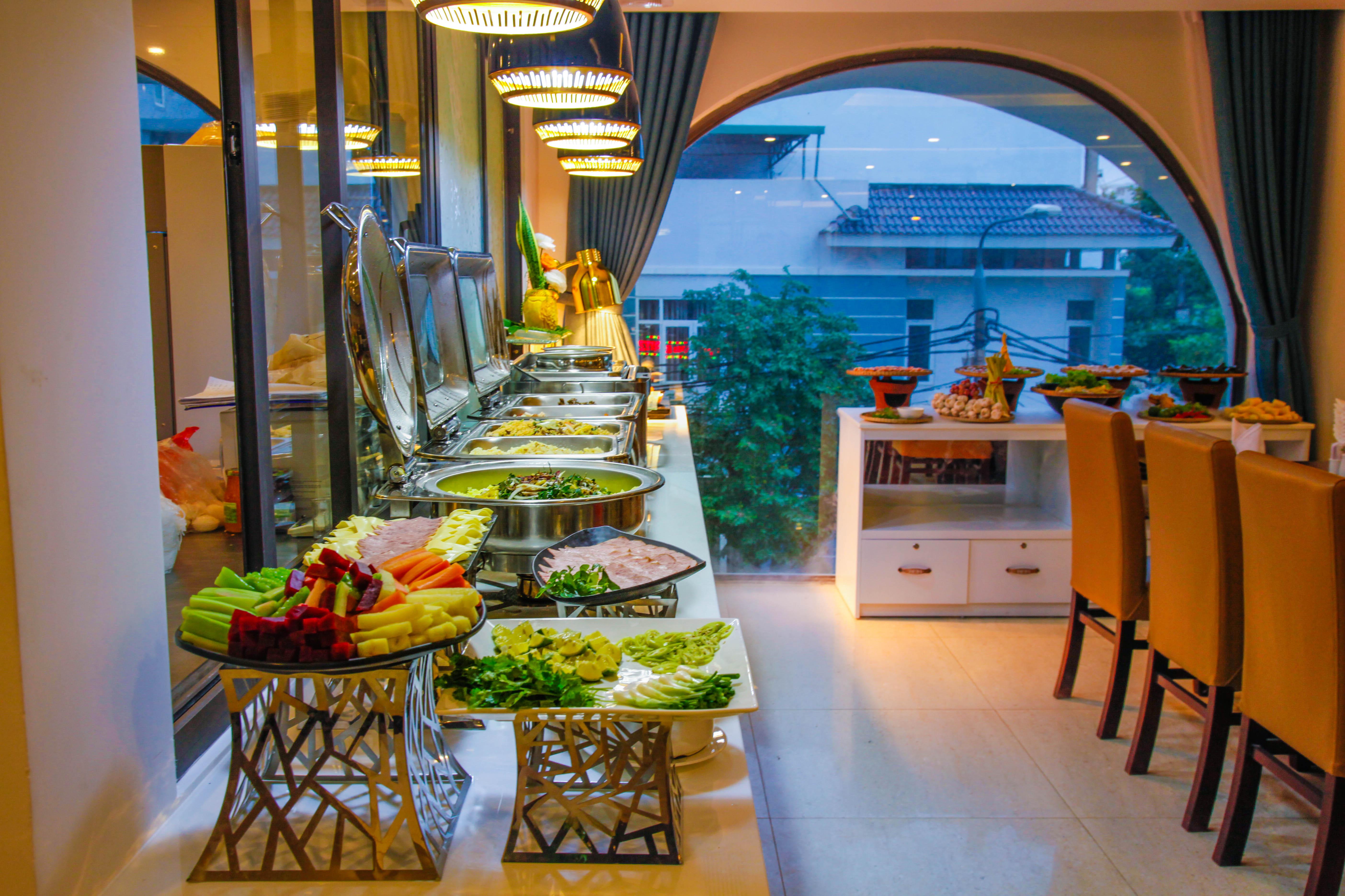 Ritzy Boutique Hotel Da Nang Beach Exterior photo