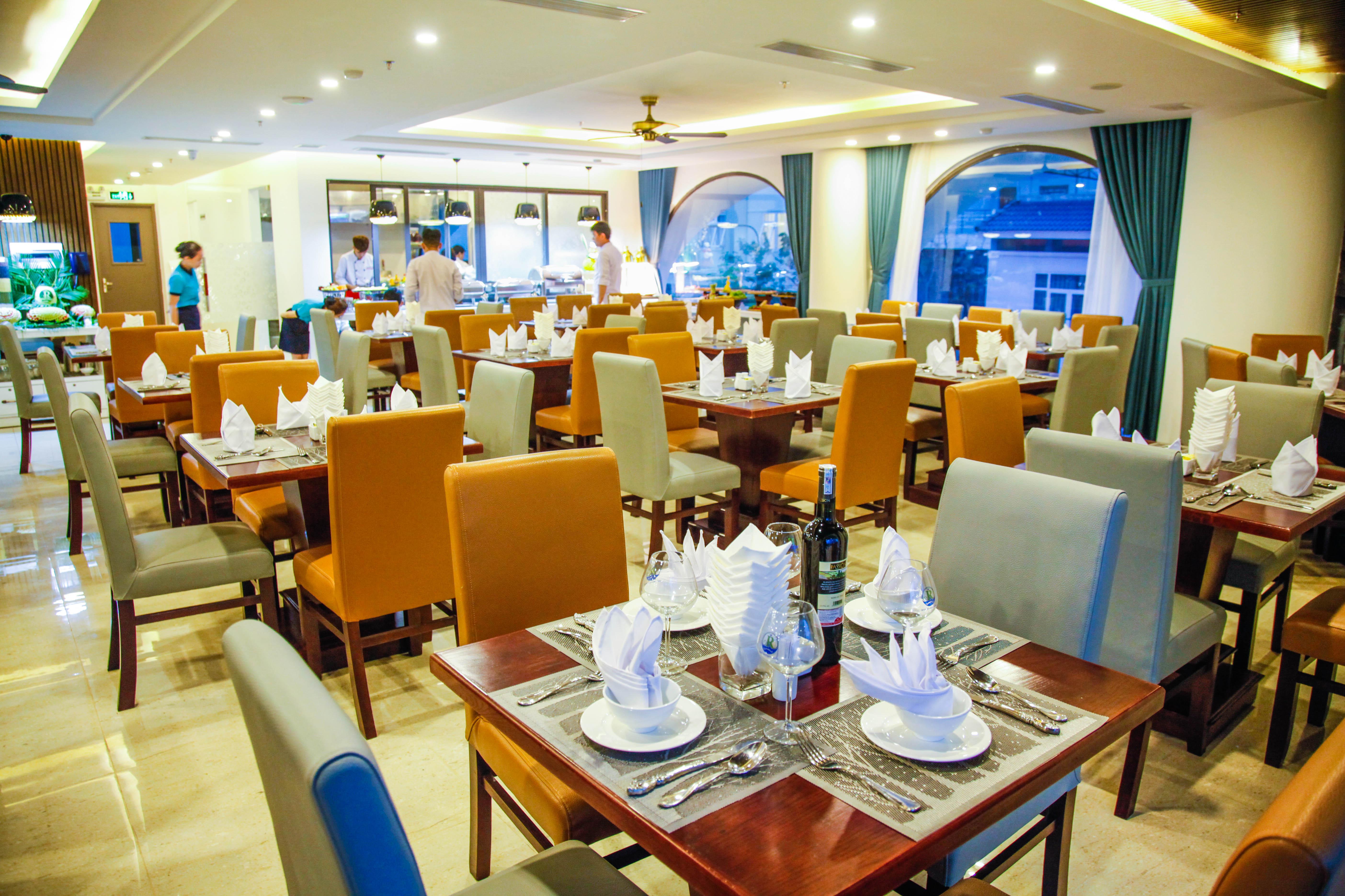 Ritzy Boutique Hotel Da Nang Beach Exterior photo